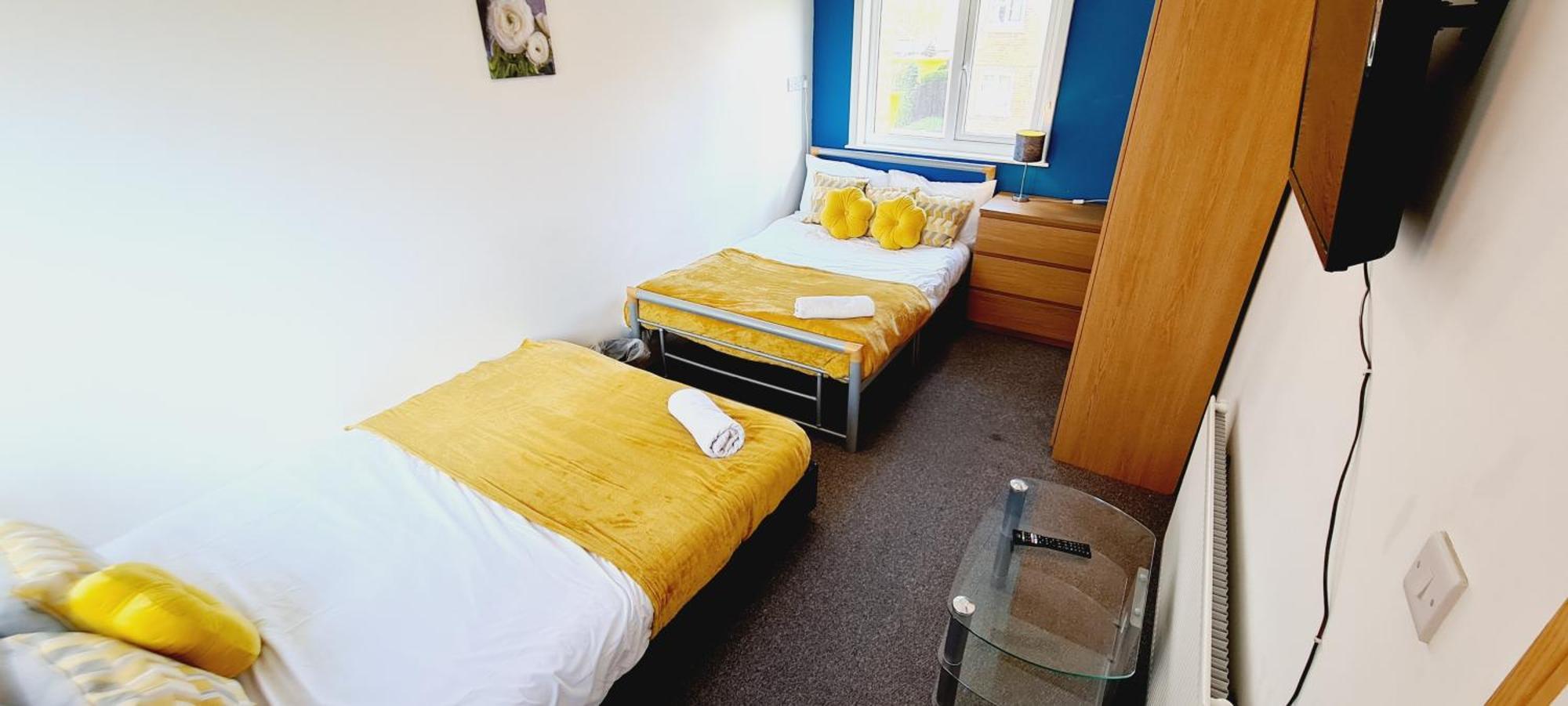 Browning House 3 Bedroom 6 Beds Long Or Short Stay Ντέρμπι Εξωτερικό φωτογραφία